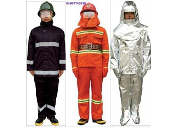 �������b